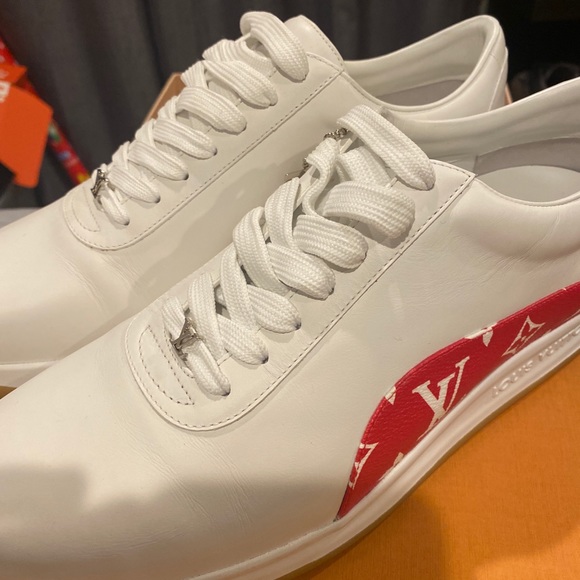 Louis Vuitton Supreme Collab Sneaker - Picture 2 of 8